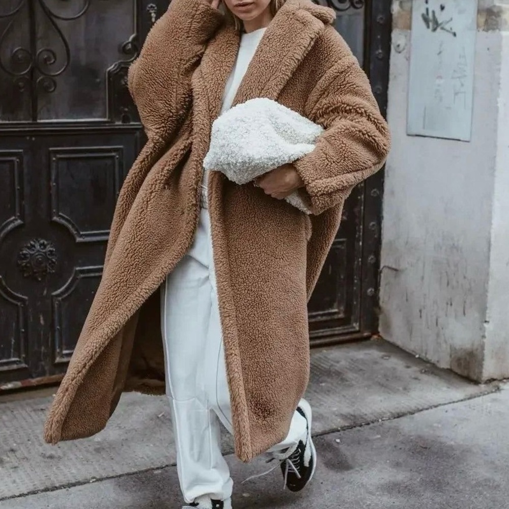 A&F Teddy coat full length M